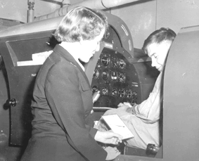 vee lauer giving a link hop